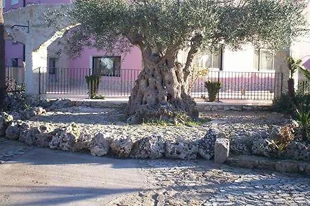 Tenuta Roveto *