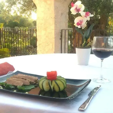 Tenuta Roveto *
